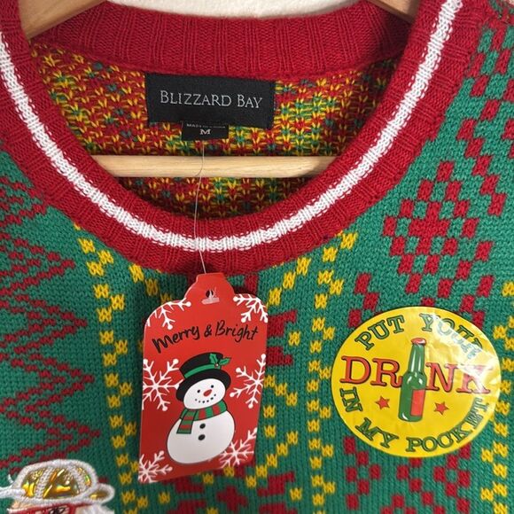 Blizzard bay festive Christmas Sweater with Santa Design with pouch medium - Picture 4 of 9